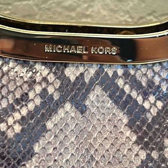Michael Kors Snakeskin Clutch Bag Beige Brown Animal Print Gold Accent Handle - Picture 3 of 10